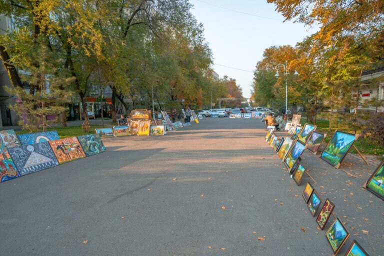 Arbat Shopping Street