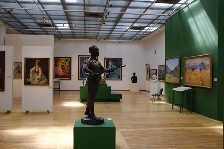 a kasteyev state museum of arts