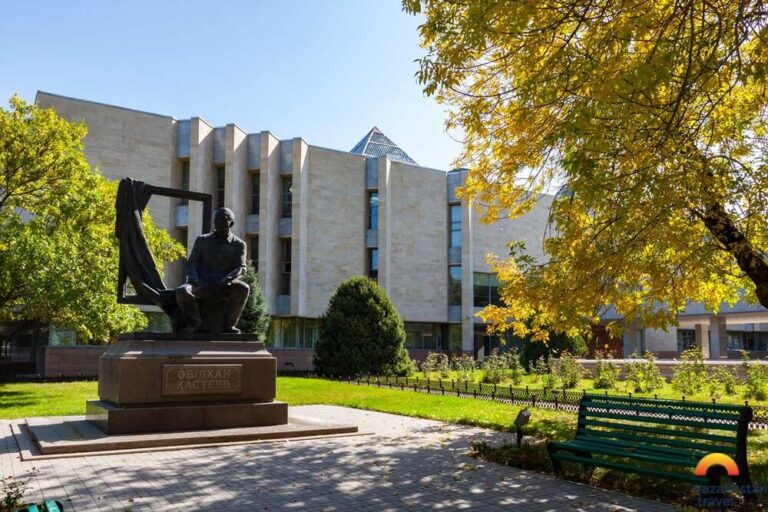 abilkhan kasteev state art museum
