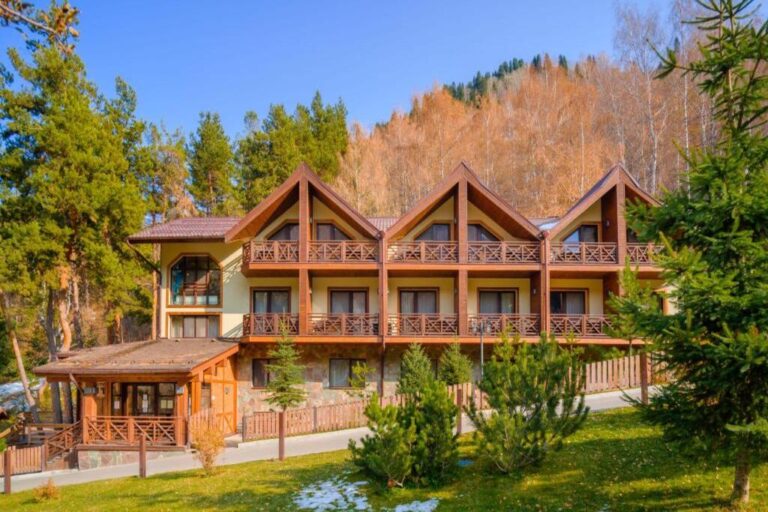 Ak Tas Hotel in Oi-Qaragai Mountain Resort