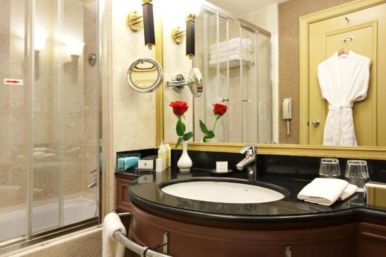 Bathroom of Comfort suite in InterContinental Almaty