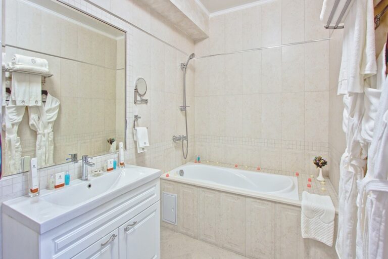 Bathroom of Junior suite in Plaza hotel Almaty
