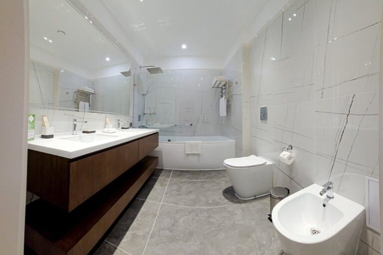 Bathroom of Premium room in Grand Tien Shan