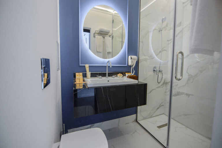 Bathroom of Queen suite in Hotel Kazakhstan