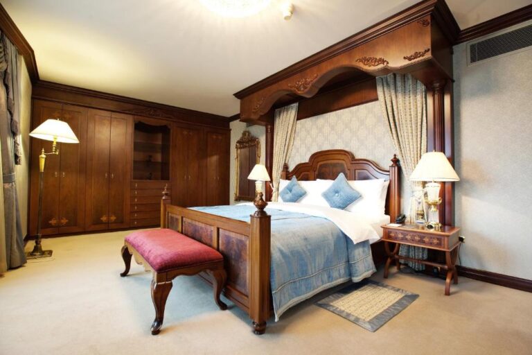 Bedroom of Presidential Suite in InterContinental Almaty
