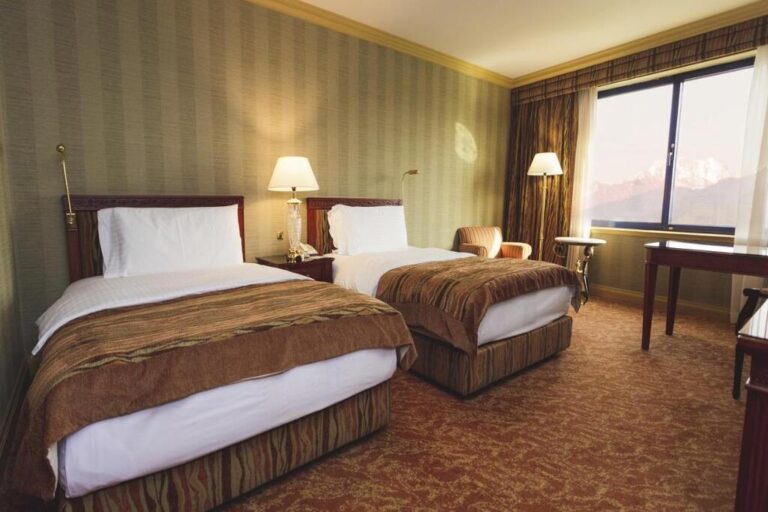 Classic club Twin Room in InterContinental Almaty