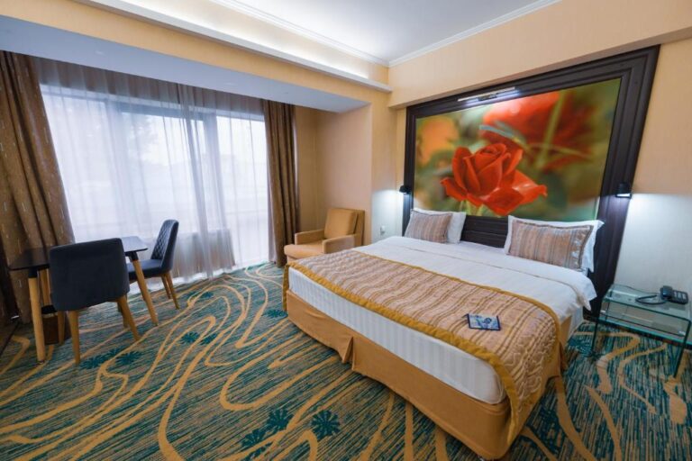 Deluxe Aprtment in hotel Kazzhol almaty