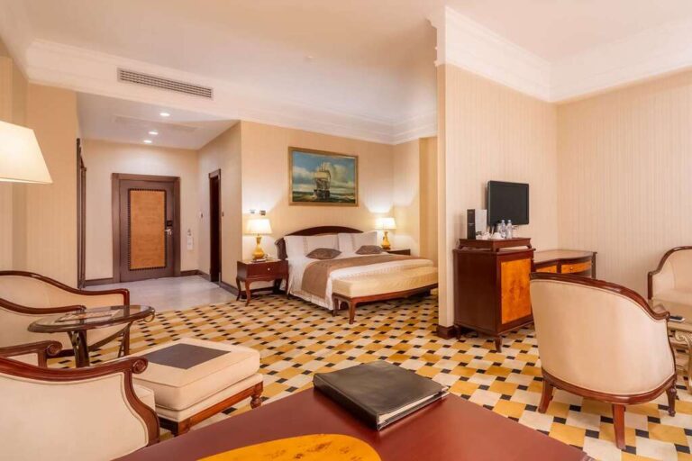 Deluxe Room in royal tulip Almaty