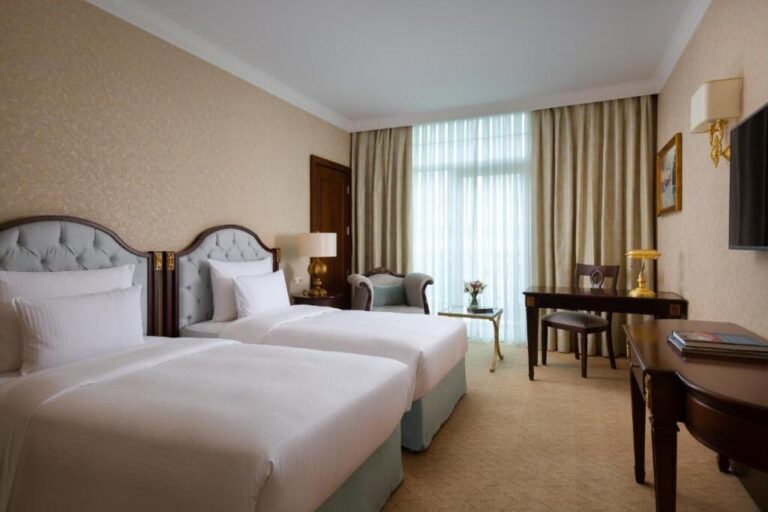 Deluxe Twin Room in Rixos Almaty