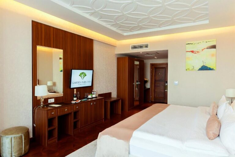 Garden luxe room in Garden Park Inn Almaty