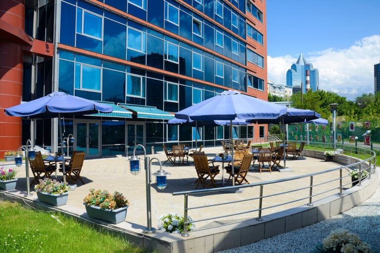 Holiday Inn Almaty summer terrace