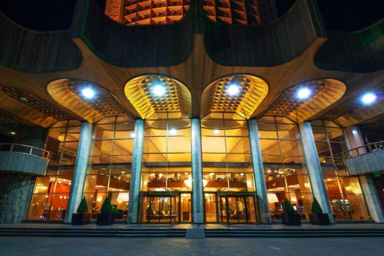 Hotel Kazakhstan in Almaty