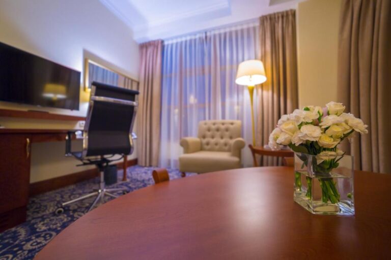Living room of Executive City View in Ramada Almaty