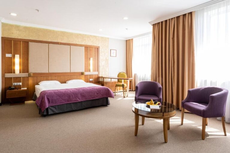 Luxury room in Reikartz Sky Almaty