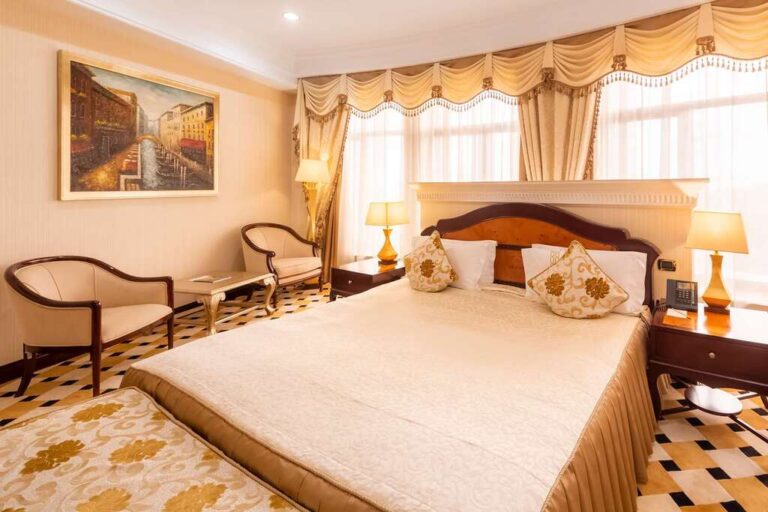 Presidential suite in royal tulip Almaty