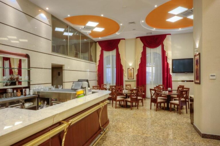 Resturant in Grand Voyage Hotel
