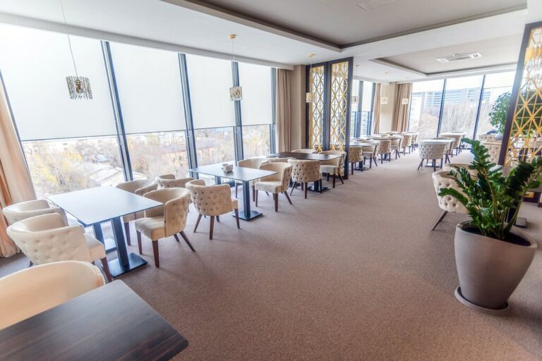 Resturant in Resident city Hotel