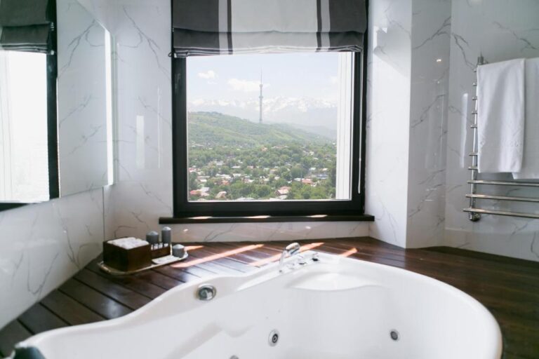 Spa Bath in Presidential suite in Hotel Kazakhstan