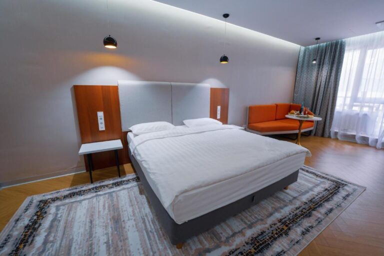 Suite with Terrace in Kazzhol park Hotel Almaty