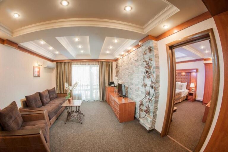 one Bedroom suite in hotel Uyut