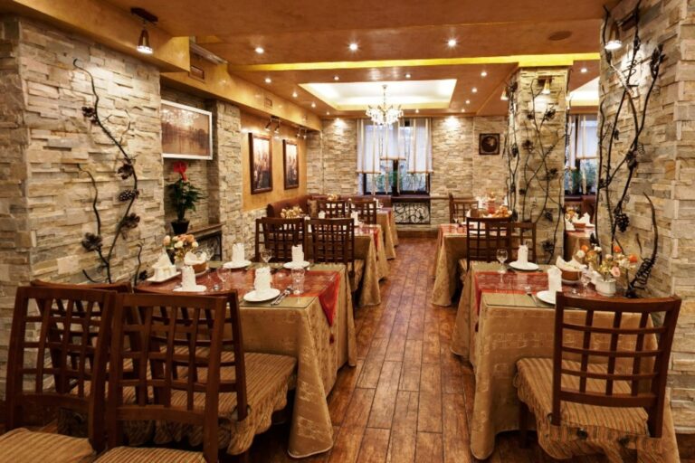 resturant in hotel Uyut Almaty