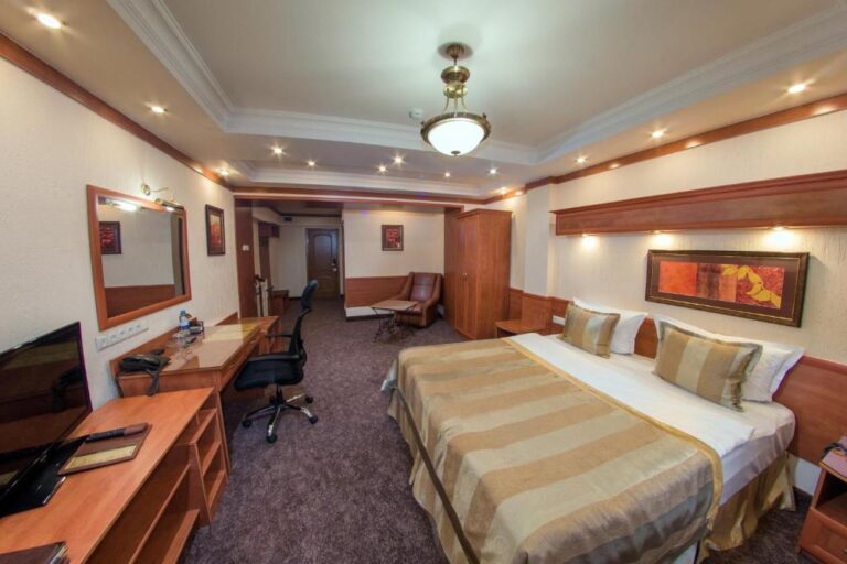 superior Comfort Deluxe room in hotel Uyut Almaty