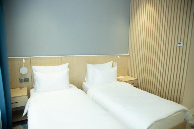 superior Twin room in park Dedeman hotel