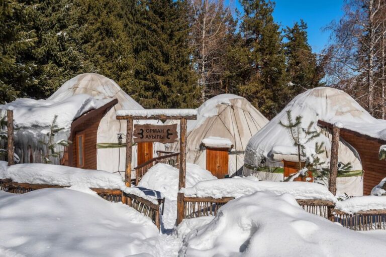 yurt in Oi-Qaragai Mountain Resort